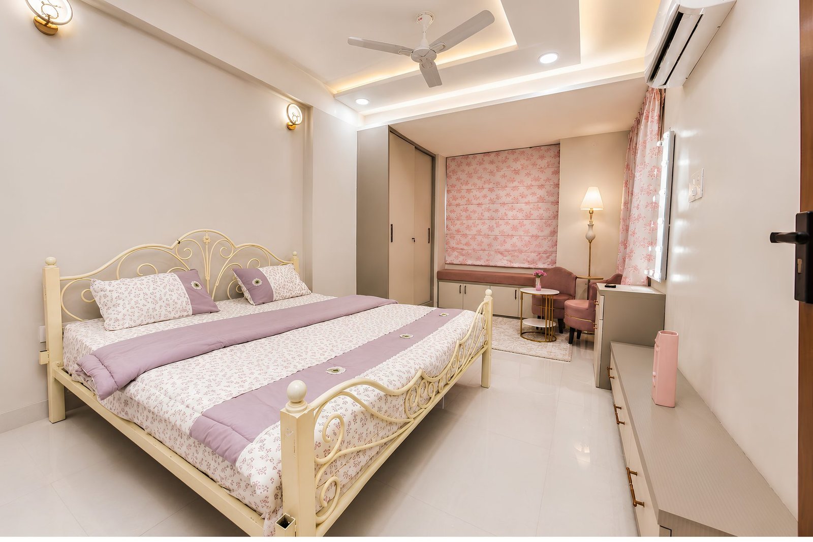 Luxury bedroom